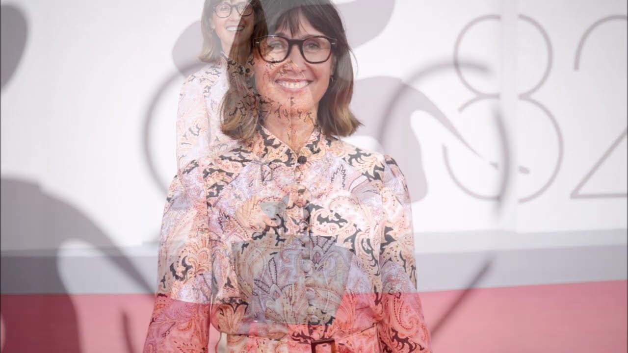 A pied d'œuvre by Valérie Donzelli french panache on the red carpet