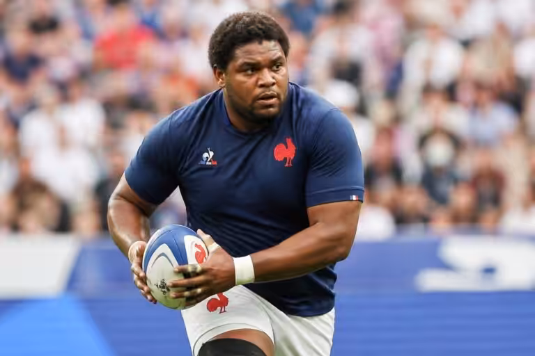 découvrez la nouvelle sélection d'emmanuel meafou dans le xv de france, un talent prometteur qui rejoint l'équipe nationale pour renforcer le rugby français.